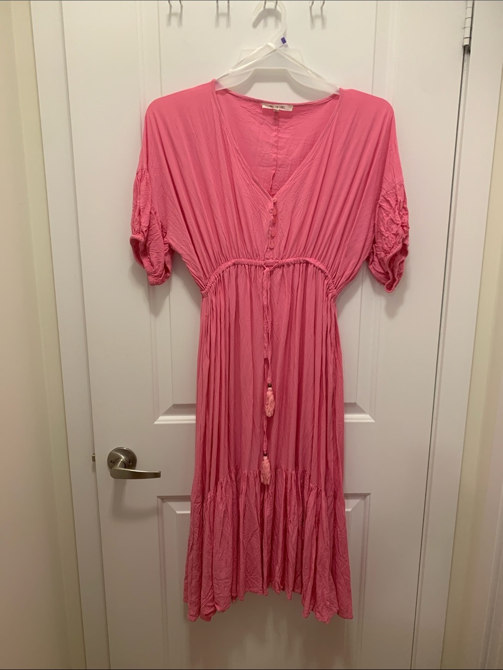 NWOT Elegant Pink V-Neck Midi Dress with Tassel Tie